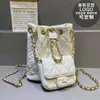 Shop Factory Wholesale 2024 New Xiaoxiang Backpack Lingge Chain Single Bag avec Advanced Sense Crossbody