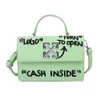 Sont vendus à bas prix en ligne Hip Hop Graffiti lettres personnalisé Portable petit sac 2024 été nouveau une épaule mode Msenger