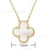 Designer Pendant Necklace Sweet Love Vanca Jade v Gold Clover for Women Silver Single Flower Natural Fritillaria Malachite Pendant Rose Gold Lock Bone Cg6g