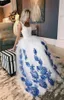 Vit Royal Blue Applique Lace Wedding Dresses Ball GOWNS 2021 Scoop Dragkedja Bröllopsmottagning Brudklänningar Party Formell klänning Wome6787646