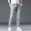 Jeans pour hommes déchirés pour hommes Skinny Fit Hip Hop Pantalon de cheville en détresse Bleu clair Stretch Peinture Patchwork Vêtements