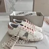 2024 Golden Designer Sneakers Luksusowe mokasyny Casual Buty skórzane Włochy Brudna stara marka butów kobiety Super-Star Ball Star Treners 35-45