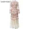Lässige Kleider MARYYIMEI 2024 Vintage Mode Designer Kleid Damen Mesh bestickt durchscheinende Laterne Ärmel schlank weiß lang