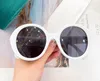 Occhiali da sole rotondi di grandi dimensioni in metallo argento/lenti verdi uomini donne Summer Sunnies Sonnenbrille Fashion Shades Uv400 Eyewear unisex