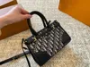 2024 Designer Soft lux Oil Leather Handbag Fashionable Shoulder Crossbody Bag Large Capacity Shopping Coin Purse