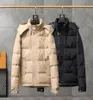 Estilo Britânico Famoso Designer Luxo Mens Down Jacket Canadá Inverno Colpus Bordado T Casaco Com Capuz Confortável E Quente Jaquetas M3257573