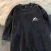 メンズのための洗浄され、苦しめられた半袖TシャツトレンディなInstagram夏アメリカルーズフィッティングハーフスリーブTシャツアッパーガーメント