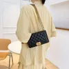 Shop Factory Wholesale Classic Small Fragrant Wind Lingge Chain Bag French Luxury Womens Light Celebrity One Shoulder Crossbody Gilded