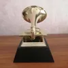 Dekorativa objekt Figurer 2021 Grammy Trophy Music Souvenirs Award Statue Gravering 11 Skala storlek Metall Modern Golden C289N