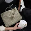 2024 Boucle d'épaule ANDIAMO TOTE TOTE TOTES LAME FEMANS CAPACITÉ LAB BAG CORDE BVENETA CASSION CLASSIQUE CLASS