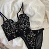 Set di reggiseni Ricamo Fiore di pizzo Biancheria intima francese Set di reggiseno push up modellante sexy per il corpo Lingerie bianca e mutandine romantiche