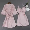 Kvinnors sömnkläder silkeslen pyjama set spets trim nattklänning elegant lapptäcke med bågdekor lösa tätt