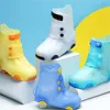 Botas 1 par crianças chuva overshoes desgaste-resistência animal impressão sapato cobre antiderrapante portátil criança impermeável para ao ar livre