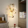 Lámpara de pared Dormitorio Mesita de noche Arte creativo Hoja de Ginkgo Fondo de sala de estar Luz LED Lámparas de pasillo de lujo