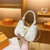 Store Design Bag 90% Off Dign for Women 2024 New Autumn/winter Fashion Handheld Small with Advanced and One Shoulder Crossbody