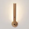 Lampada da parete in legno Luce per interni Ricarica USB Girevole a 360 ° Luminosità regolabile Interruttore tattile Sconce Luci del corridoio Night260e