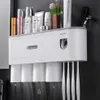Portaspazzolino magnetico a parete Dispenser automatico di dentifricio Set di accessori per il bagno con tazza magnetica ad adsorbimento forte LJ233G