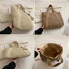 Große kapazität gewebte handtasche sommer strand stroh handtasche quaste design frauen Bohemian umhängetasche 2024 frauen reisetasche 240311