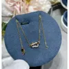 Bracelet designer Fredjewelry High End Quality Fee Home Full Diamond Small Horseshoe Backle Collier pour hommes et femmes