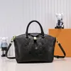 Embrossed Black Designer Bag Leather Top Handle Palls Pures Crossbody Shoulder Bag Zipper Casual Tote Women Fashion Designer Tote Bag Luxury Handväskor Purse