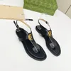 Nieuwe stijl sandalen pantoffels heren dames zomer strand slippers Klassieke riem terug sandalen Lederen gesp rubberen zool muilezels luxe causale schoenen maat 35-43