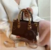 NEW Fashion luxury brand Classic High quality Women designers wallet weekend Reverse Canvas Tote Bag with Round Coin Wallet Designer Luxury Handbag Shoulder Bag