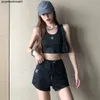 Koreanische Version des neuen trendigen Casual Sportswear Sommer Yoga Fitness Hosenträger Tank Top Shorts Zweiteiliges Set für Damenmode