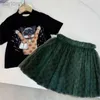 세트 럭셔리 의류 디자이너 어린이 티셔츠 베일 치마 패션 패션 패션 어린이 짧은 세트 의류 정장 여름 여자 면화 드레스 8 스타일 LDD240311