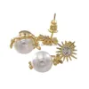 ダングルシャンデリア925シアスタッドイヤリング模倣真珠と女性配達用のかわいいミツバチドロップ付きエレガントな金