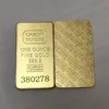 10 st icke -magnetiska kredit Swiss Bullion Bar 1 oz Real Gold Plated Ingot Badge 50 mm x 28 mm mynt med olika serienummer 20308P
