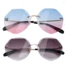 Óculos de sol moda chá gradiente sem aro mulheres oceano água corte aparado lente metal curvo templos óculos de sol feminino uv400