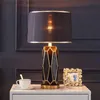 Lámparas Sombras TINNY Lámpara de mesa de cerámica contemporánea lujosa sala de estar dormitorio mesita de noche Luz de ingeniería hotelera decorativa L240311