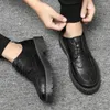 Chaussures décontractées 2024 hommes polyvalents en cuir noir tendance en plein air respirant à lacets conduite randonnée pour homme