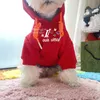 Ropa para perros de diseño Patrón de flores y letras Ropa para perros Chaqueta de algodón suave para perros Sudadera con capucha cálida para cachorros para chihuahua Abrigos para mascotas en clima frío para perros pequeños y medianos A957