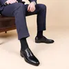 Chaussures décontractées Men italien chaussure Autumn polissage élégant robe d'entreprise sociale