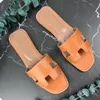 Bestkvalitetsdesigner tofflor läder sandaler kvinnors tofflor sommar utomhus fritidssemester strand tofflor 2024 sommarlägenheter