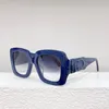 المصمم الفاخر نظارة شمسية رجل النساء مستطيلات شمسية للجنسين مصمم Goggle Beach Sun Glasses Retro Frame Design UV400 مع حالة جيدة