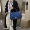 Shop Factory بالجملة كبيرة السعة الكبيرة العطر Lingge Bag Bag Womens Messenger كبير الجينز الجديد سفر حقيبة يد واحدة