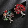 Brooches Niche Design Creative Plant Tree Brooch Luxury Rhinestone Pins Ladies Jewelry Party Occasion Corsage Bag Badge