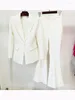 Pantalon de deux pièces pour femmes de haute qualité Est 2024 Runway Designer Set Carrière Mode Simple Bouton Blazer Flare Costume