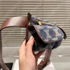 Vintage Denim Designer Fanny Pack pour les femmes Sac à courroie géométrique classique sacs coffres Fashion Fanpack Luxury Small Fody Sacs