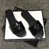 Sandals Designer Women Slipper Bottom Peda dos dedos dos pés de couro genuíno marrom preto Mulheres foscas lâminas Tamanho do verão 35-42