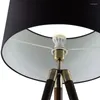 Vloerlampen Moderne LED hoge lamp woondecoratie voor woonkamer Heren slaapkamer Driehoekige staande verlichtingslampen.