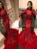 2022 African Black Girl Błyszcząca czerwono -syrenka Sukienki balowe z piórami Długie rękawie sukienki wieczorowe Formalne suknie imprezowe Cust8406343