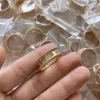 Van vintage caleidoscoop vinger driekleurige perlees ring rose goud volledige diamant officiële originele elegante vrouwen mannen gelukkige klaver trouwringen s s