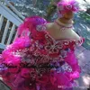 2020 Söta flickor Pageant Mini Ball Gowns V Neck med pärlor Rhinestones Ruffles Organza Crystal Toddler Cupcake Gowns Kids Formal We254i