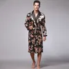 Män Silk Summer och Autumn Satin Kimono Bathrobe Golden Dragon Kne Length Lång ärm Black Bath Robe Dressing GOWN Sleepwear Y20241R