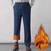 Herren Jeans Herren Herbst Winter Samt Verdickte Warme Lose Hosen Sommer Dünne Gerade Denim Hosen Mittlere Ältere Overalls