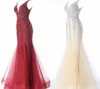 Luxury Crystal Mermaid Wine Red Champagne 2022 Prom Evening Dresses V Neck Tulle pärlad Öppna bakre parti -tävlingen Formell klänning Long2148023