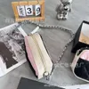 Winkel Fabriek Groothandel Zomer Nieuwe Hoge Schoonheid Dames Crossbody Tas Veelzijdig en Ketting Modieus Contrast Kleur Grote Capaciteit Mobiele Telefoon